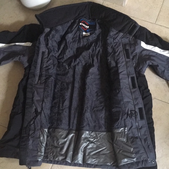 Stryke Ski Jacket 56 - Picture 4 of 14